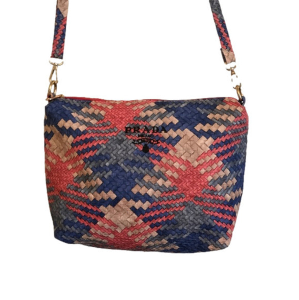 Cute straw-like bag